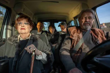 ČT chystá na jaro Místo zločinu Zlín, černou komedii Lajf i pečení