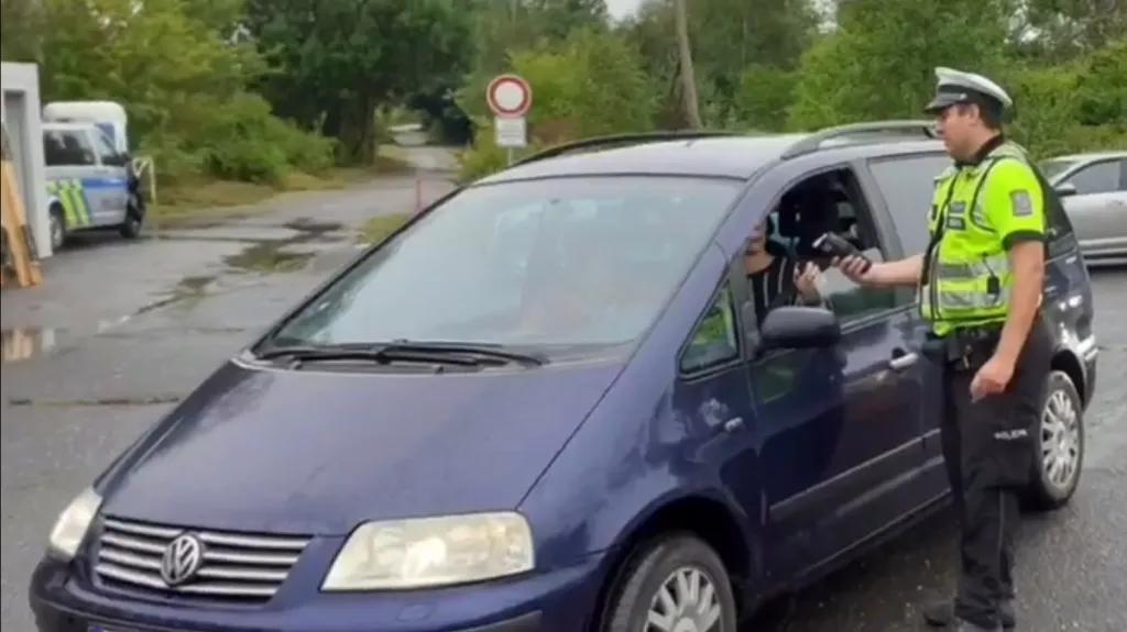 Policejní kontroly na festivalu v Milovicích