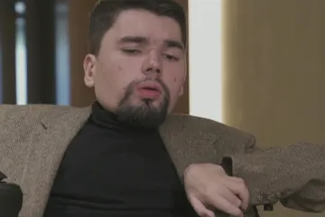 Nejvlivnější ruský bloger tvrdě kritizuje Putina i oligarchy. Po letech se rozhodl vystoupit z anonymity