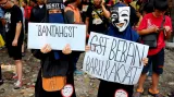 V Malajsii na 1. máje demonstrovali i proti zavedení daně ze zboží a služeb GST