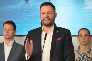 Babišovi se nelíbí kauza kolem Prokopa. Ten nákupy bytů hájí jako legální
