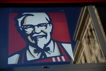 V libereckém KFC pracovali s prošlým masem, odhalila inspekce