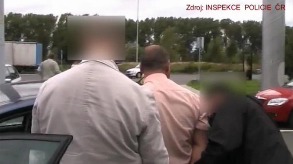 Zadržený policista