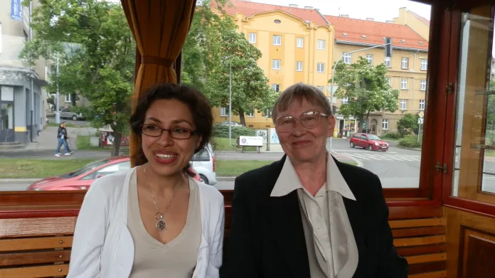 Lídice Robinsonová (vlevo) na návštěvě Česka v roce 2012