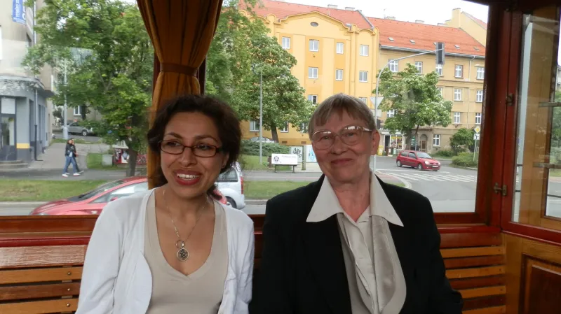 Lídice Robinsonová (vlevo) na návštěvě Česka v roce 2012