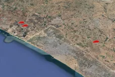 Satelitní snímky ukázaly shromaždiště izraelské vojenské techniky u hranic s Pásmem Gazy