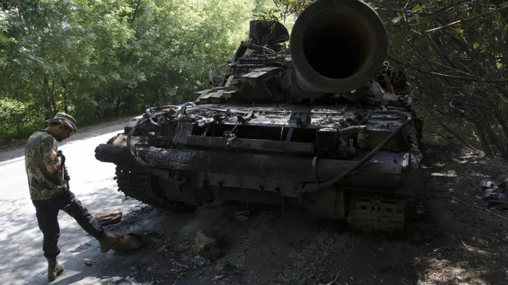 Boje u Doněcku: Proruští separatisté zničili ukrajinský tank