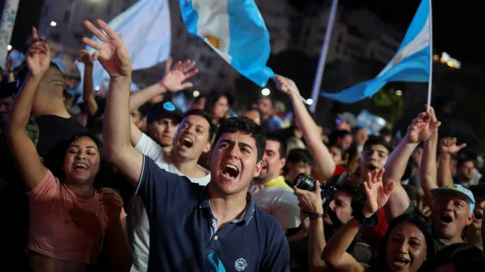 Argentina slaví vítězství Mileie