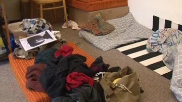 Výstava obrazů je k vidění v jednom bytě v Brně