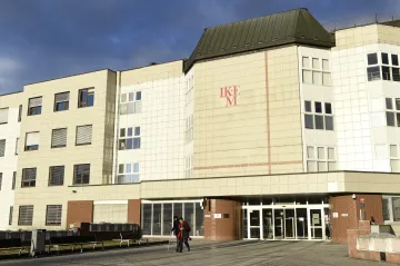 Soud řeší obžalobu z vydírání v IKEMu. Kauzu přiblížili Reportéři ČT