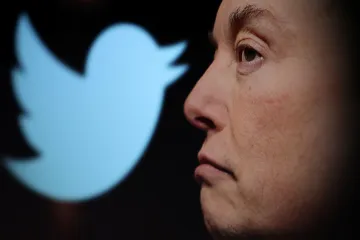 Dezinformátoři platí za modré fajfky na Twitteru. „Důvěryhodně“ šíří fámy o Ukrajině