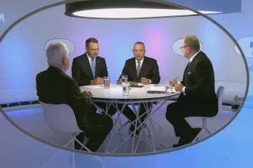 Elektřina pro odběratele příští rok možná zdraží, připustil Síkela v Otázkách Václava Moravce