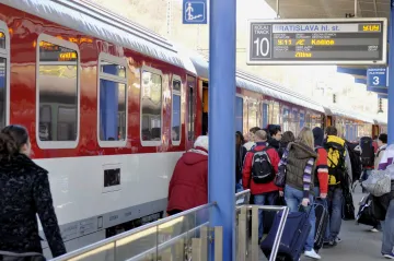 Slovenské vlaky Intercity vyjely naposled, Regiojet vyhrál