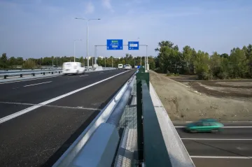 Vjezd do Pardubic bude plynulejší, bez kolon. Silničáři zprovoznili nadjezd mimoúrovňové křižovatky