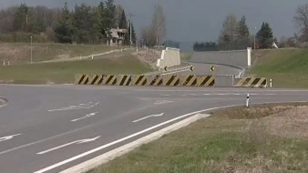 Nedokončený obchvat