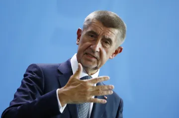 Muž hodil vejce na premiéra Babiše. Za přestupek má zaplatit pokutu tisíc korun