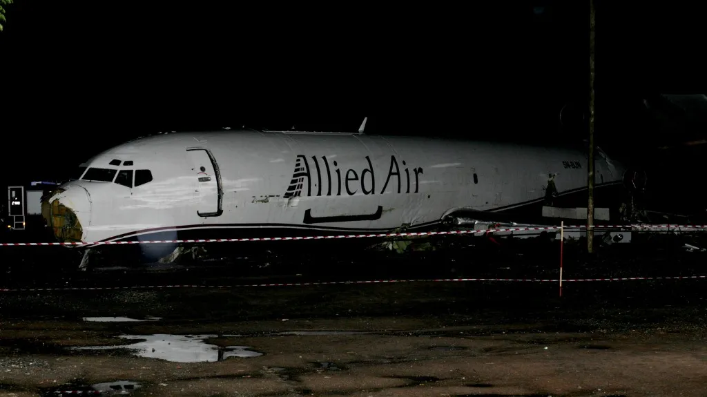 Letadlo se zřítilo při pokusu o start