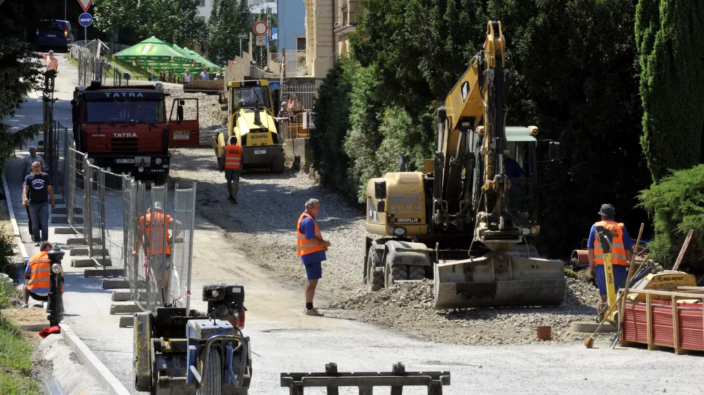 Rekonstrukce ulice Dr. Veselého začala v roce 2014
