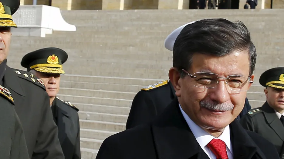 Turecký premiér Ahmet Davutoglu