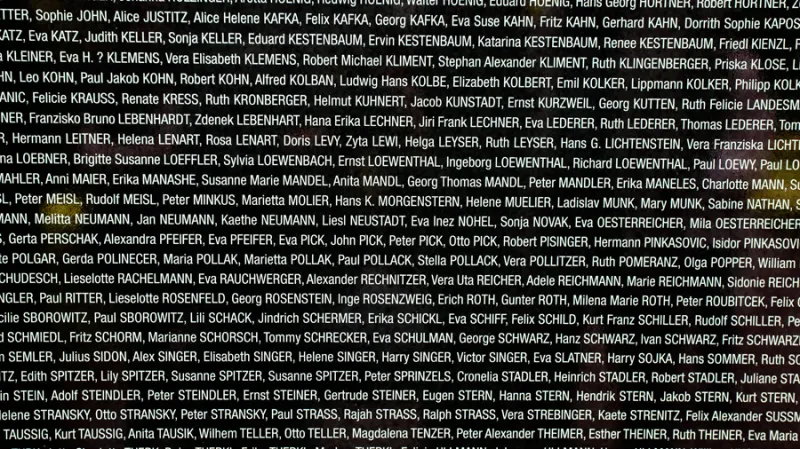 Výstava Wintonovy vlaky na pražské Kampě