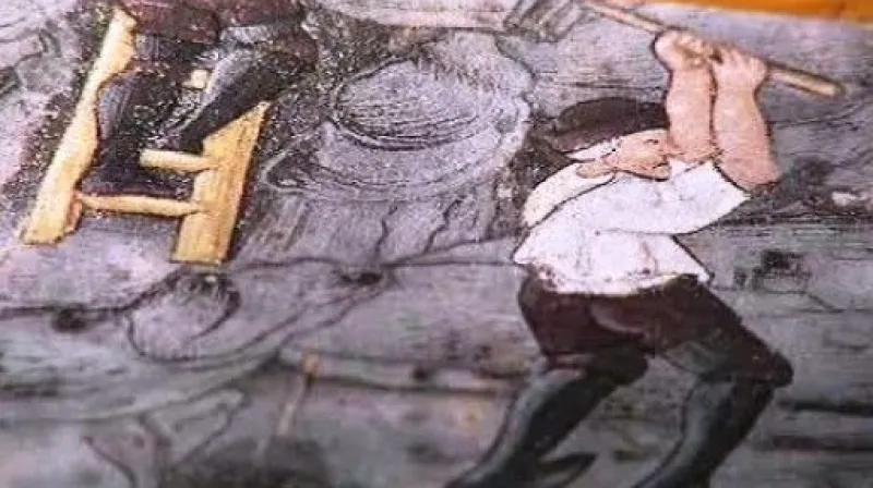 Kritika na Rathovu hlavu kvůli iluminaci