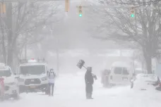 Sněhová bouře ve státě New York si vyžádala dva životy