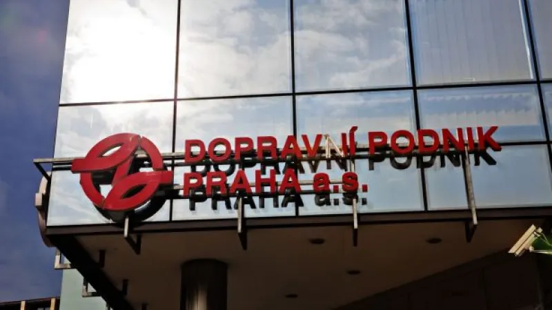 Události: DPP hrozí zdražením jízdného
