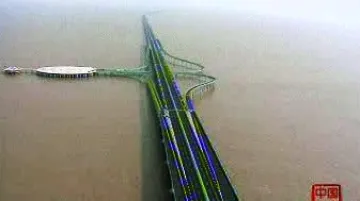 Nejdelší most na světě v Číně