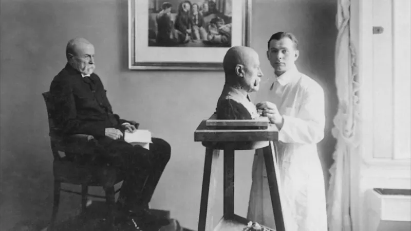 Dobové fotografie sochy T.G. Masaryka