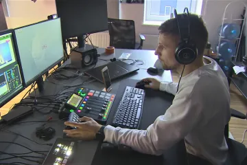 Lotyšští manželé bojují s ruskou propagandou pomocí Youtube videí. V ruštině