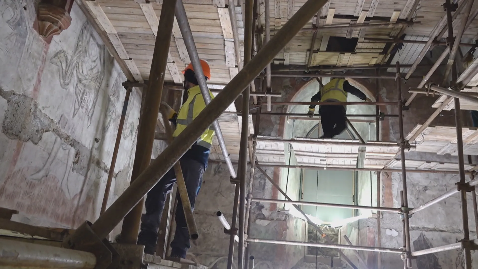 Kaple v Bečově se zbavuje lešení, o Velikonocích přivítá návštěvníky