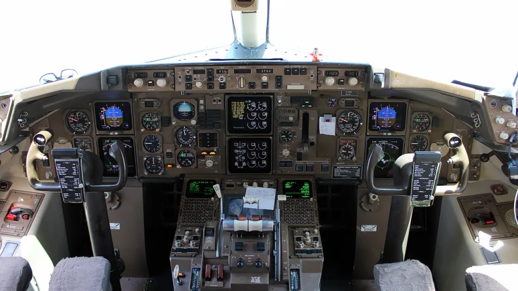 Kokpit Boeingu 757