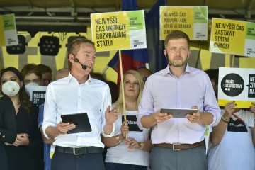 Piráti a STAN zahájili finální část volební kampaně. Chtějí zemi bez korupce a budoucnost bez dluhů