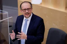 Nový rakouský kancléř Schallenberg chce zachovat kurs svého předchůdce Kurze