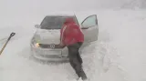 Sníh na některých místech komplikuje i dopravu