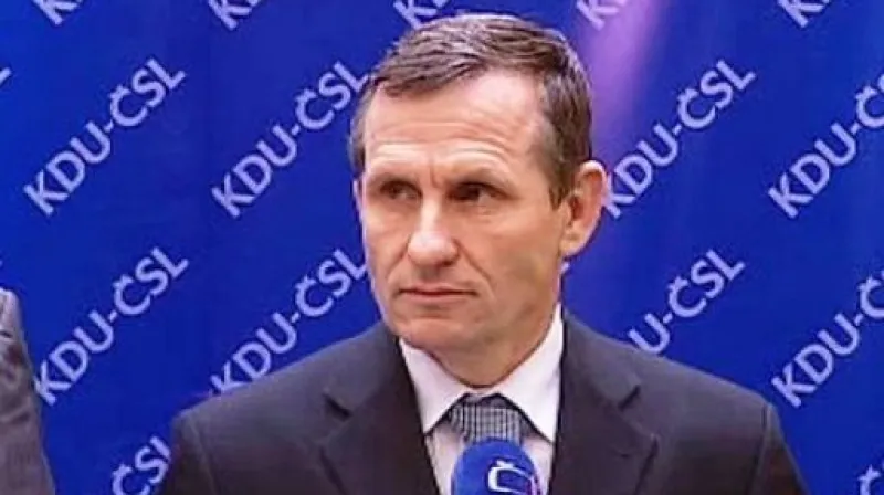 Čunek opouští vládu