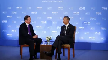 Cameron s Obamou na summitu ve Walesu