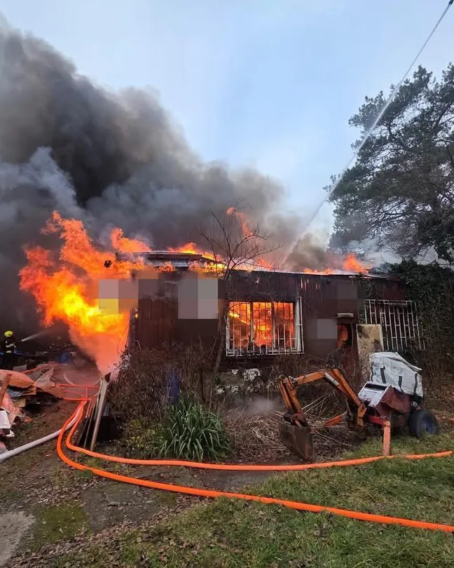 Na Štědrý den řešili hasiči nejvíce požárů za pět let