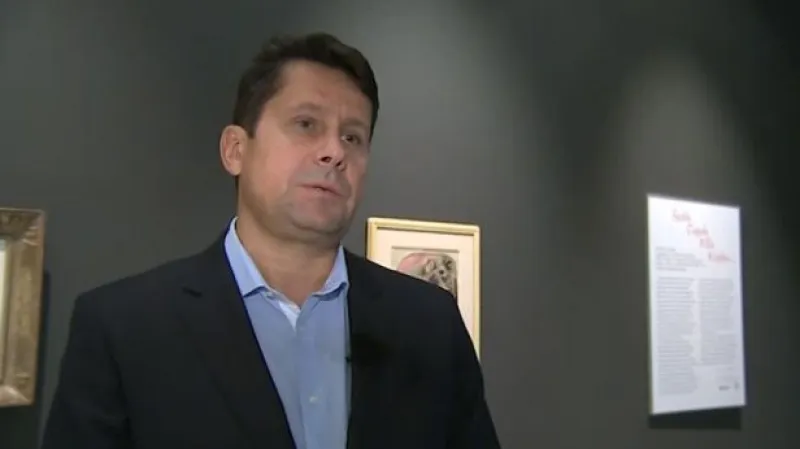 O obrazech na výstavě hovoří Vladimír Lekeš