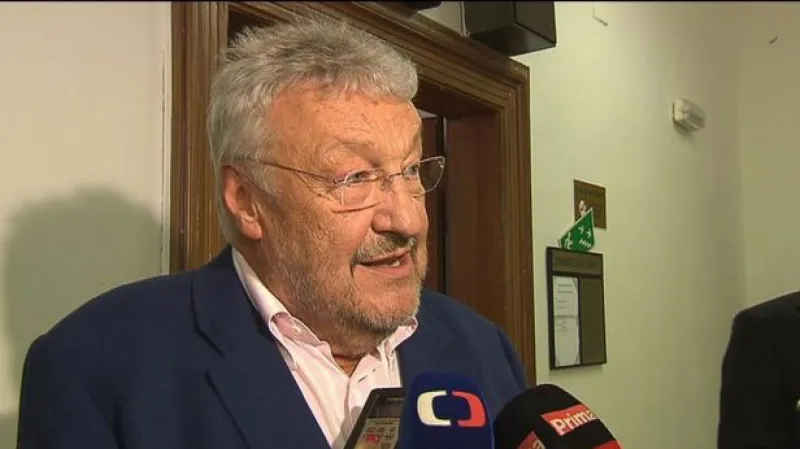 Ladislav Vostárek má podle soudu dostat půl milionu