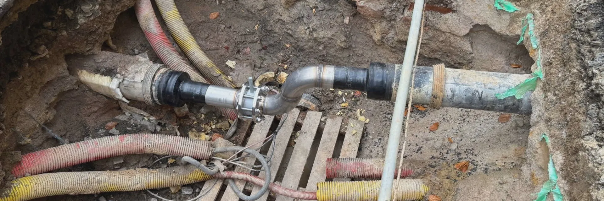 Potrubí rozvádějící v Karlových Varech minerální vodu čekají rozsáhlé opravy