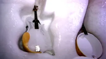 Hudební nástroje z ledu se postupně rozpouští