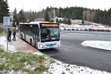 Na Maliníku je nová otočka, k Jizerské magistrále se díky ní dostanou autobusy z Jablonce