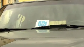 Označení invalidy ve vozidle