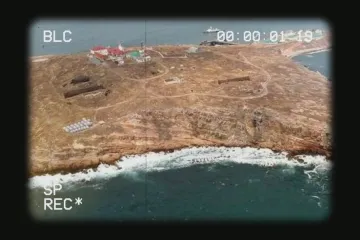 Třináct ukrajinských hrdinů ze Zmijího ostrova. Odmítli se vzdát a raději padli