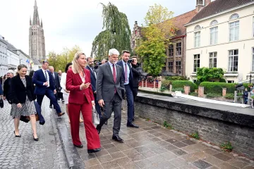 EU by se měla rozšířit v zájmu své bezpečnosti, řekl v Bruggách Pavel