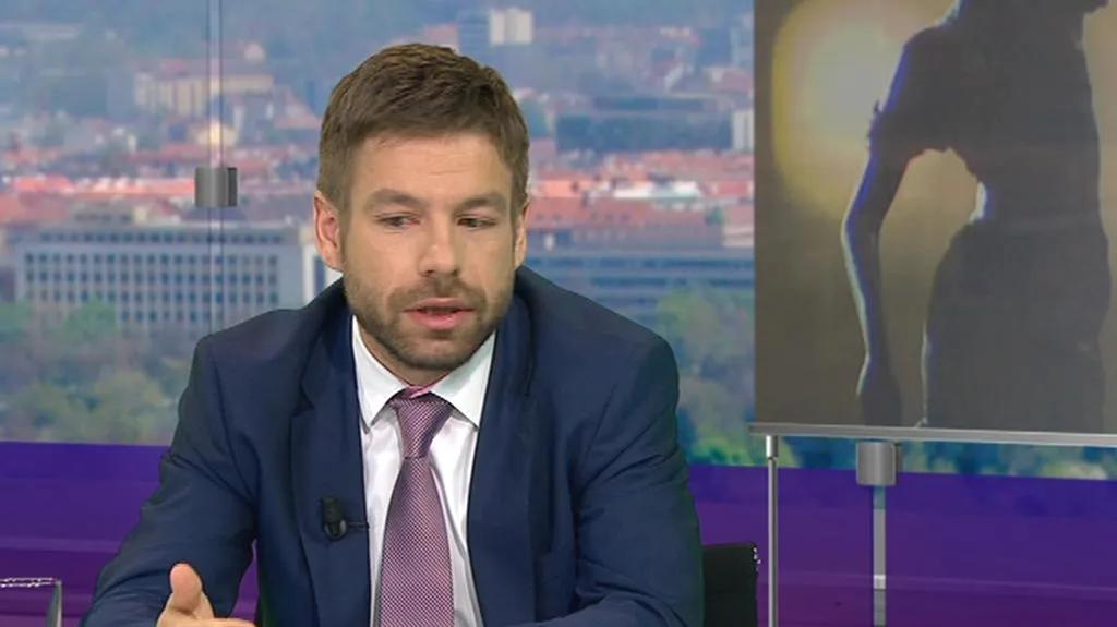 Robert Pelikán v Otázkách Václava Moravce