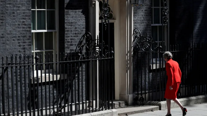 Publicista Jan Jůn: Konzervativci ničí své premiéry jednoho po druhém