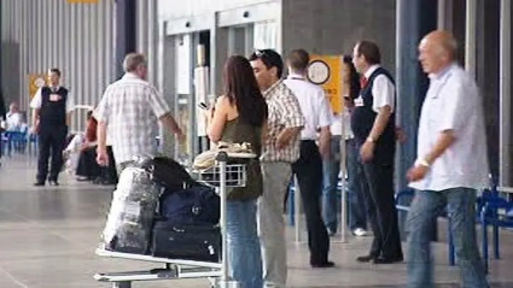 Cestující na letišti