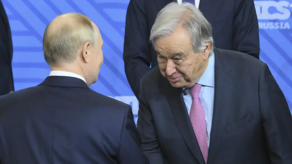 Vladimir Putin a António Guterres